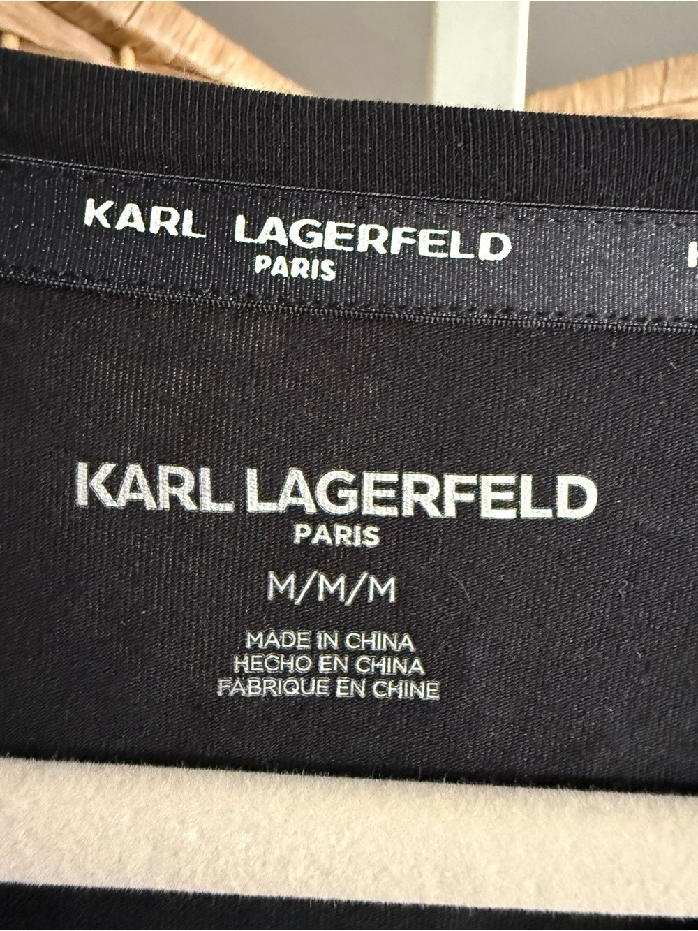 Karl Lagerfeld Black Short Sleeve Tee Eiffel Tower Stud Graphic Sz Medium Paris - Picture 3 of 6
